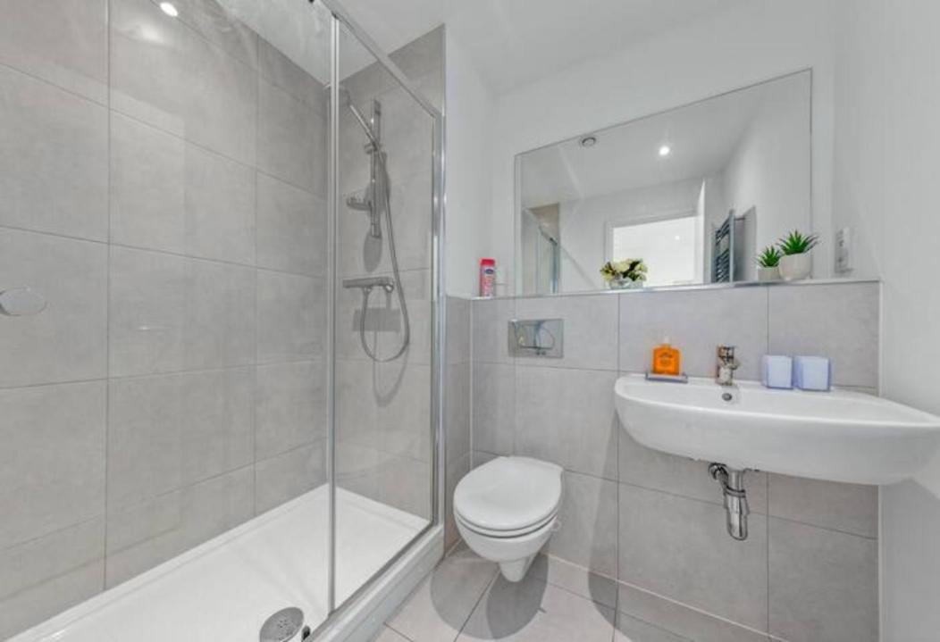 Appartement Airy 2Br Flat Delta London Dp332 à Croydon Extérieur photo
